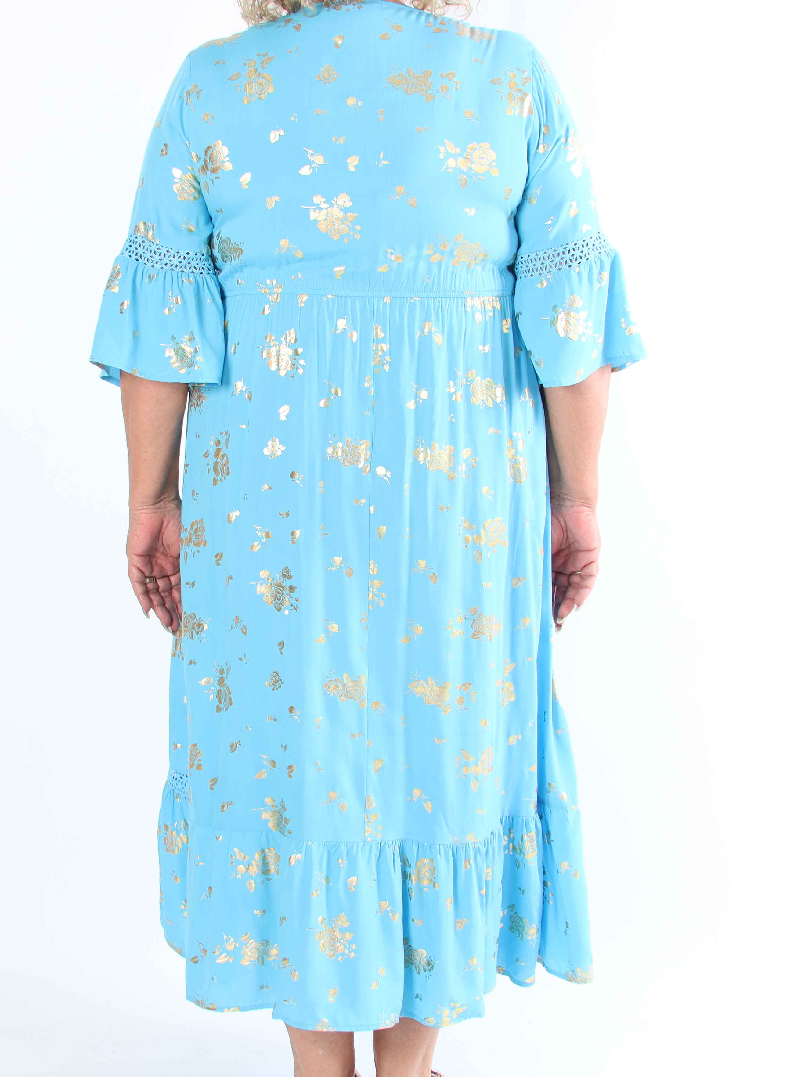 Pernilla - Kjole med guld blomster og broderinger